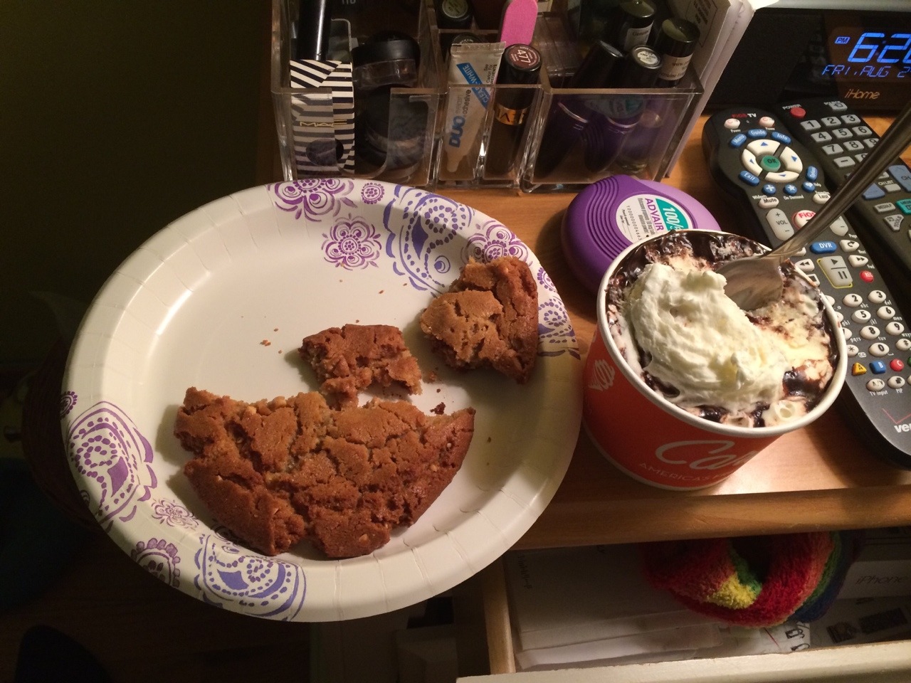 midnight-sun-rising:  When you feel like a failure there’s always dessert.  I&rsquo;m