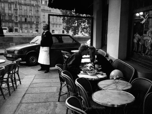 Au café SculptsO Gentlemen’s rules. Experience matters.gentlemensrules.tumblr.c