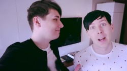 pastelphanprincess:  danandphilmadness:  nOT EVEN 30 SECONDS IN THE VIDEO AND HEART EYES HOWELL STOP I CANT CONTAIN THIS  I S2G