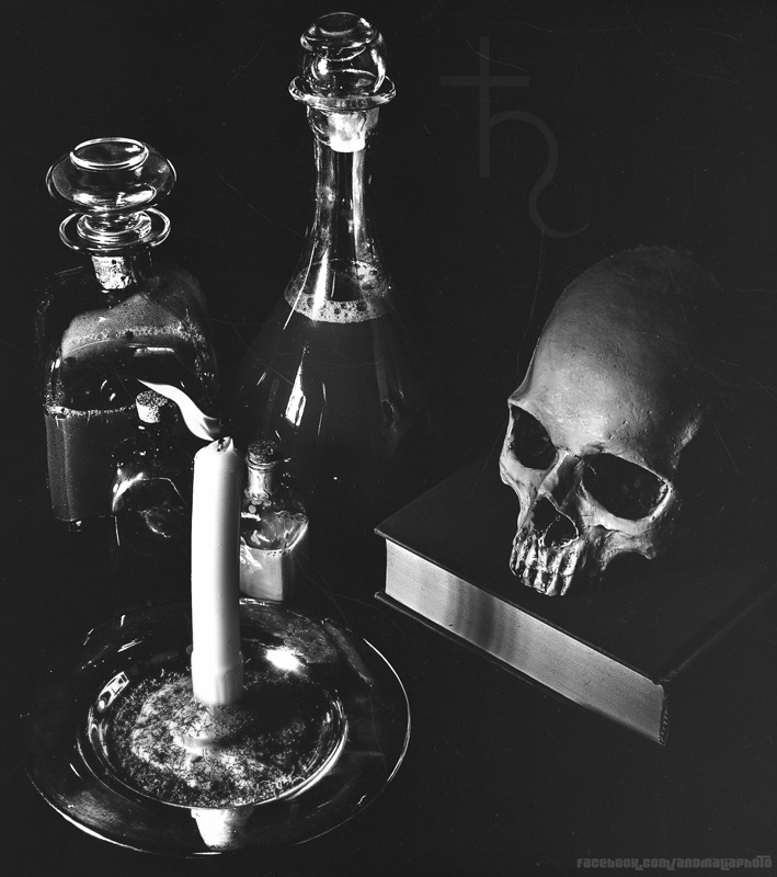 darkestdee:  L’Opera al Nero by AnomaliaPhoto 