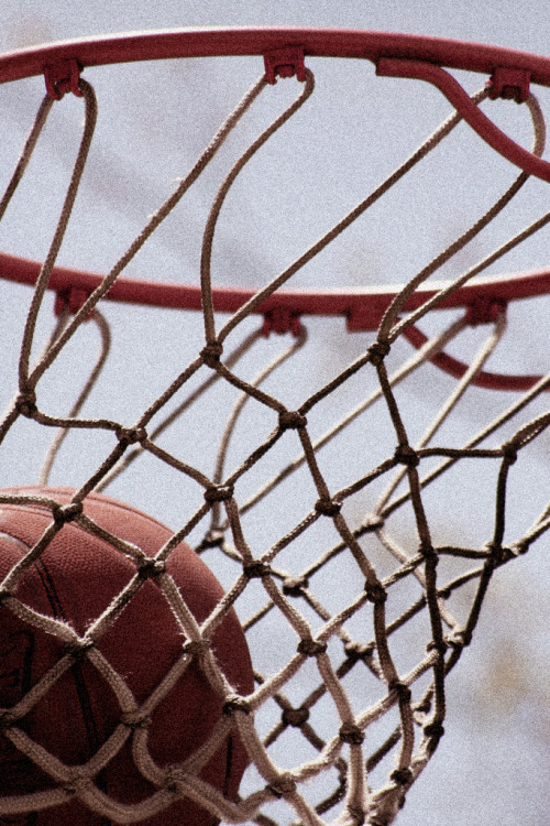 hoodniggashit:  thevuas:  Swish  by  Jedd Lawler          