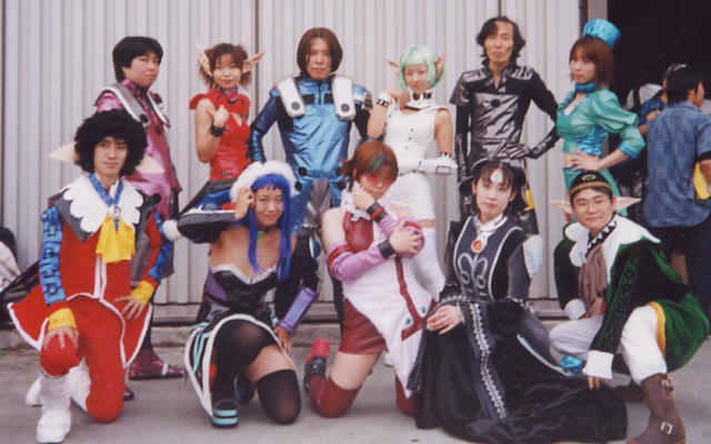 PSO cosplayers @ Comiket 60 (2001/08/10)