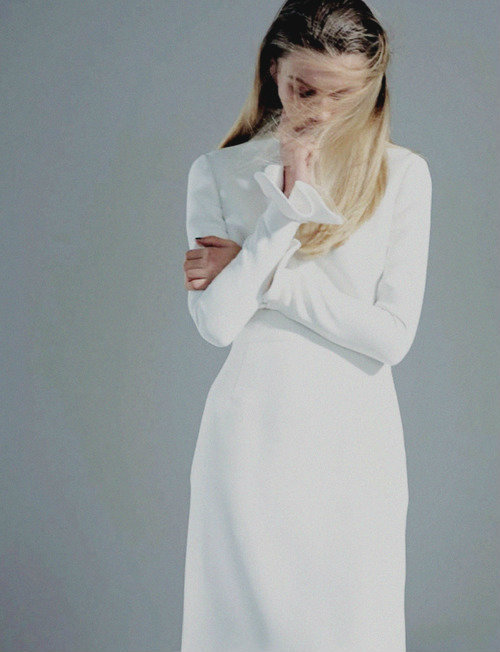 kosmho:  blog dedicated to fashion