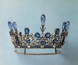 carolathhabsburg:  Sapphire and diamond tiara, property of a polish countess. 1900s. 