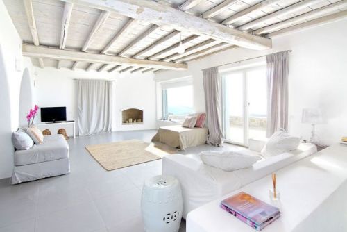 Mykonos’ Chic Villa Florentine Is Perfect for Soaking in That Laidback Greek Island LifeLocated in t