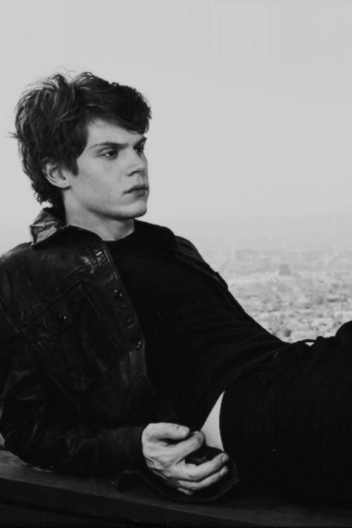 evan peters // moodboard 