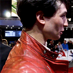 ezra-millers:  😊 