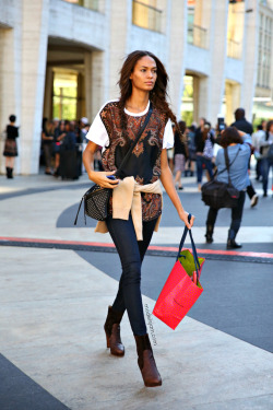 blackmodelsarehot:  Joan Smalls street style. &lt;3