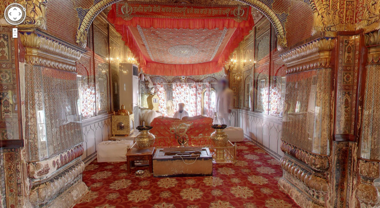 indiastreetview:  Inside Harmandir Sahib (The Golden Temple) Amritsar, Punjab