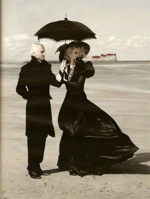 Vogue Germany, October 2007The Story: “Wellen”Photographed by Karl LagerfeldFashion Editor: Christia