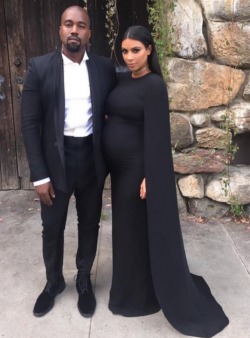 alldasheverything:  Favorite pregnancy looks of Kim’s - requested