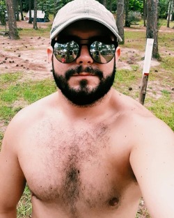 bear-hairy:  Déjanos tu comentario 🐻✔️😍😘  Rebloguea y comparte el contenido si te gustan las fotos.  #Bear_Hairy