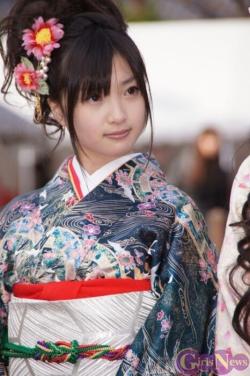 Momoka Ariyasu With Flowers In Her Hair Xpost Rwafukuasians #Asiangirls