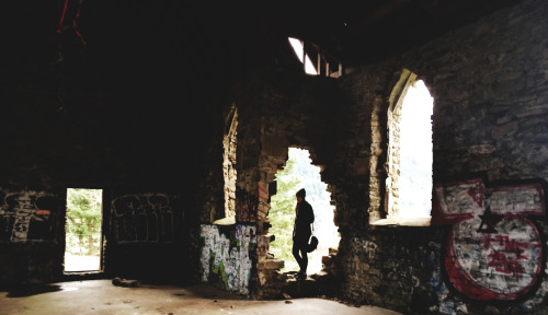 wildlxng:@watermeadows &amp; I went on an adventure upisland to an old abandoned church