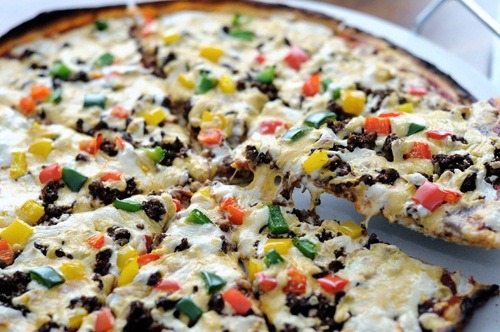 XXX vegan-yums:  Mexican pizza *~* Nacho pizza photo