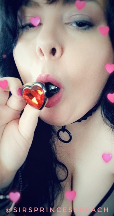 monchichitamberine:  Mouth Monday 💋 Thanks for the fun theme day @monchichitamberine 😍💕 💜 SirsPrincessPeachhttp://sirsprincesspeach.tumblr.com  💋💋💋Thank you for submitting to Mouth Monday! 💋💋💋