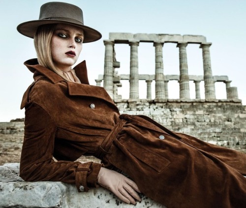 Rianne van Rompaey at the Temple of Poseidon in “Eternal Style” for WSJ. Magazine, December 2017. Ph