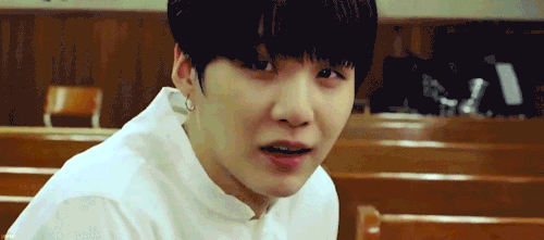 ⤷ flower boys bangtan high school ❀ ﾞ*。⋆ yoongi looks so funny