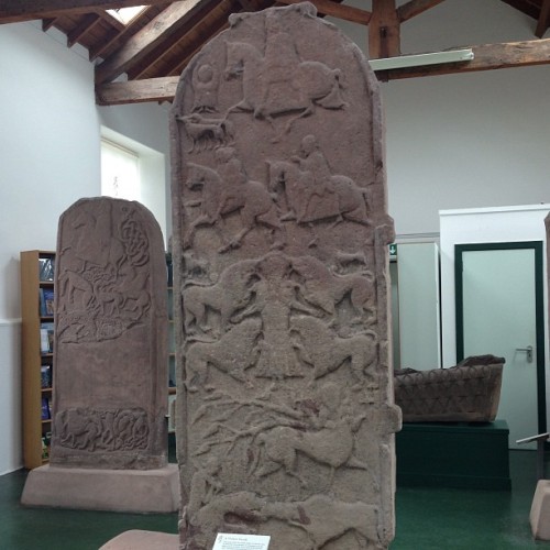 mariartapocolypse:This Pictish stone is not only from the 8th century, but marked the grave of Queen