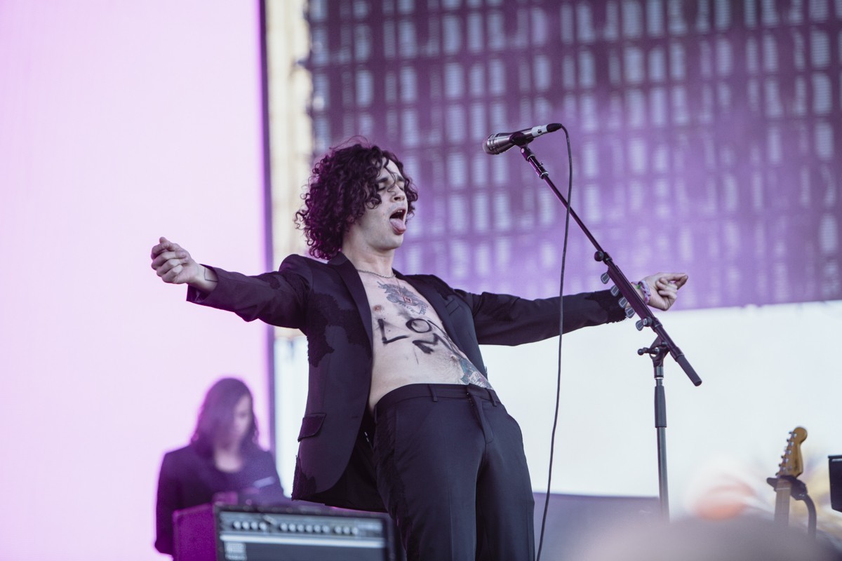 chvngeofhevrt:  The 1975 // Coachella 2016 Weekend 1 by Allix Johnson  