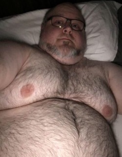 biggerenamored:  Sexy bear