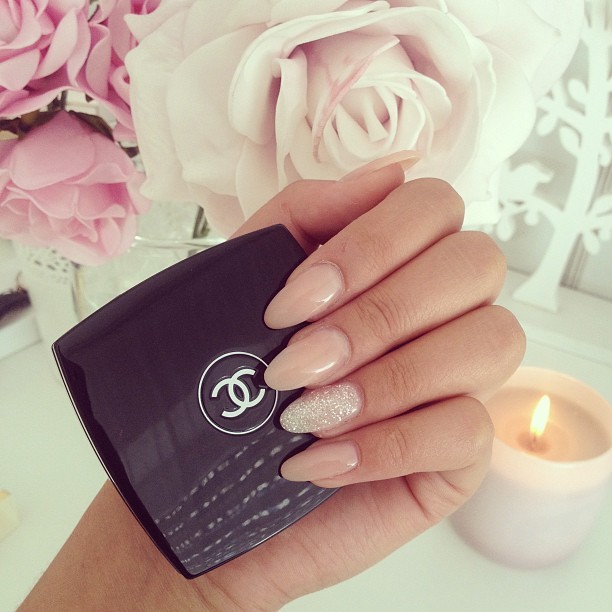 r0sy-bloss0ms:  ❁Pure Rosy blog! ❁ Following back ALL similars!❁