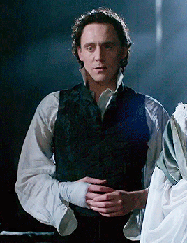cheers-mrhiddleston:Thomas Sharpe + Playing with his ringBonus: