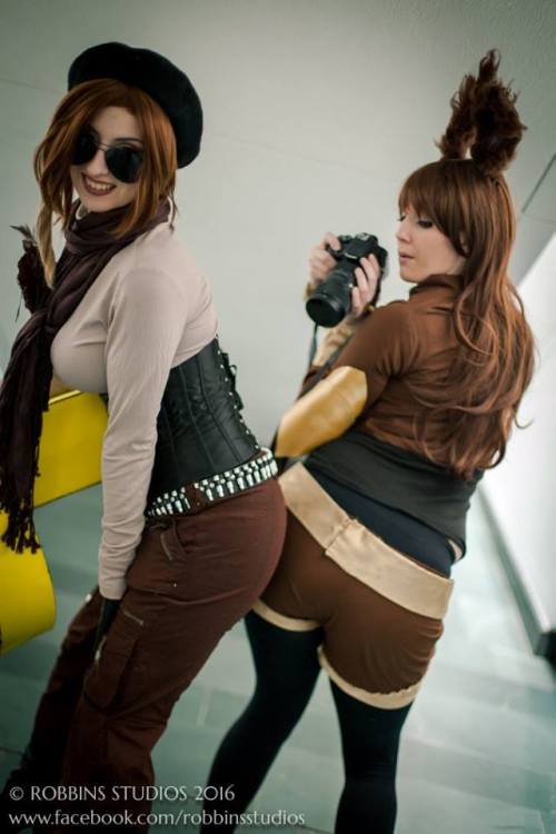 me ( @microkittycosplay ) and  @tootmynute as Velvet and Coco :3 