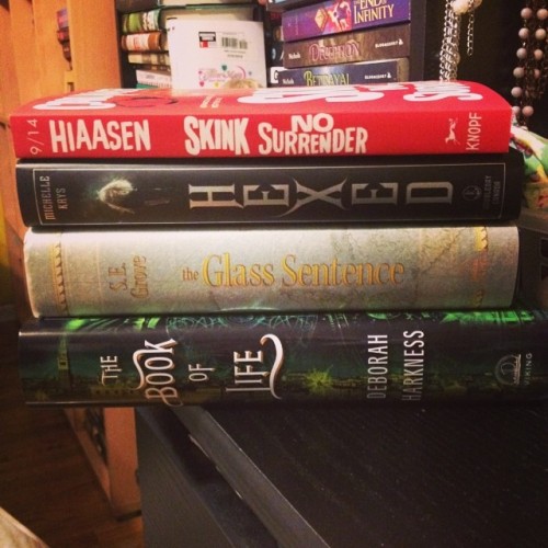 This week’s #bookhaul. It’s Sunday, so I figured I would show you what I got in the latter part of the week :) #books #bookstagram