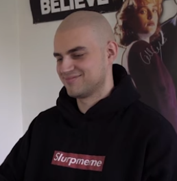 setheverman:  4-r-y: mods are asleep post smiling seth everman  