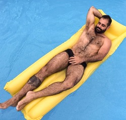 Follow my two hairy men blogs:http://sambrcln.tumblr.comhttp://hairysex.tumblr.com