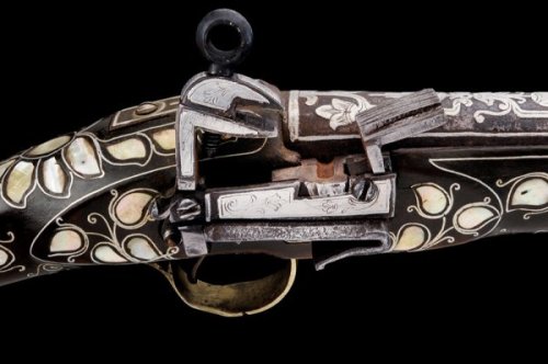 peashooter85:A silver and mother of pearl decorated flintlock carbine originating from the Ottoman E