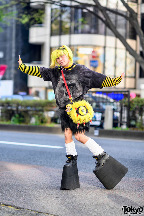 Japanese kawaii idol, Harajuku shop staff, and self proclaimed 7-year-old alien Shindi on the street