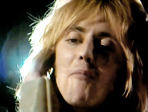 ROGER TAYLOR In Somebody To Love (1976) 