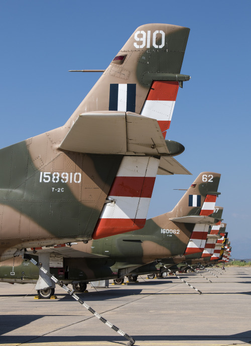 rocketumbl:  T-2E Buckeye