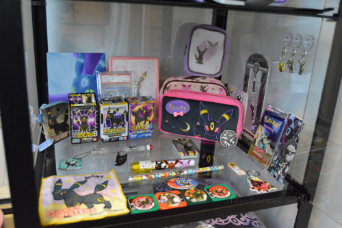 My Umbreon collection has been rehomed into a brand new case :D Here’s everything minus the flats, s