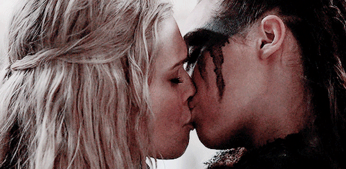 daenerya:Maybe life should be about more than just surviving. Don’t we deserve better than that?    