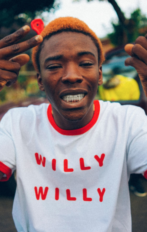 fraezy: merlyn + gay merch lookbook