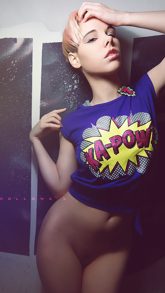 pigeonfoo:  KA-POW! Pigeon Foo shot by Hollow2.5 