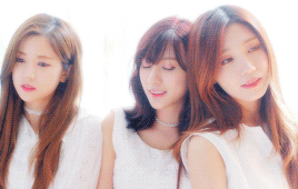 apinkdays:    even if you don’t say a word, just be next to meyour warm love which i’m thankful for, that’s all i need ♡ 