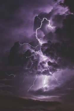 worldfam0us:  Lightning Dance | WF 