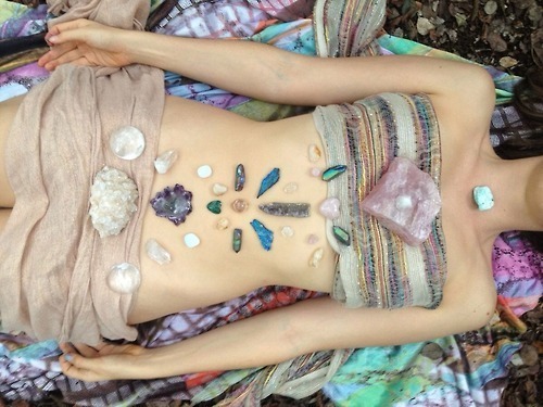 goddess-river:  tanzende-synapsen:  weheartit  ☽ ⁎ ˚ * ☀ Aphrodite’s
