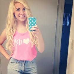 snowbunnygirl:  Love being a sorority girl  Dam you are sexy