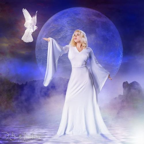 The White Witch&hellip; The Songful Bird&hellip; ToX!cShot By Garth Mortensen 