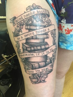 1337tattoos:  Game of Throne/reading custom piece 📚 submitted by http://butwearenot-men.tumblr.com 