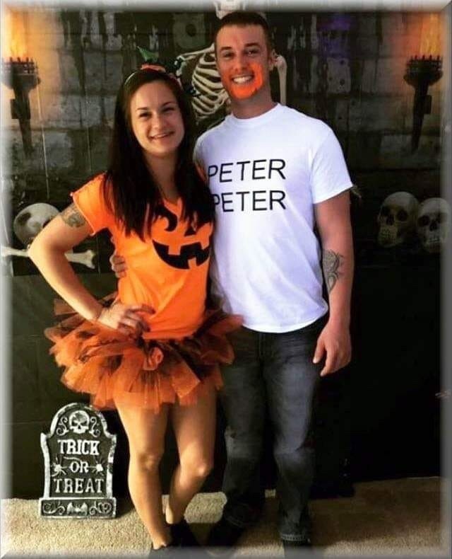 notsoholyroller:  theobscenebatman:  Relationship goals.   ^^