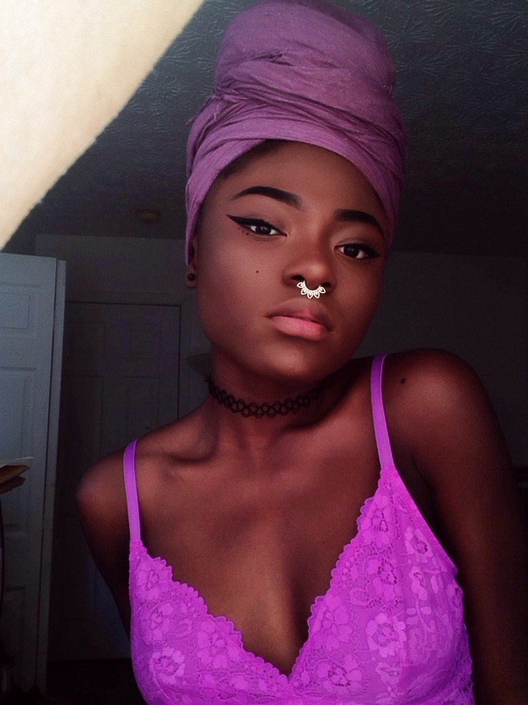 queenevea:  urbvn-trvppp:  When you give Steph your camera .  Purple angel was cast