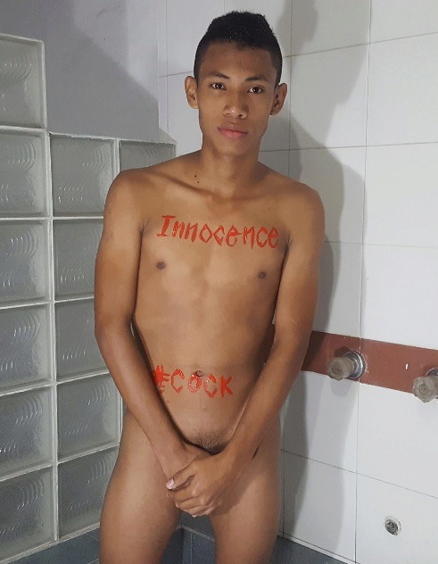 nudelatinos:   Hot new twink boy Jaden has porn pictures