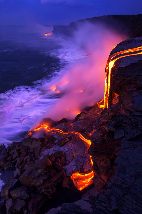 terpsikeraunos:earthunboxed:Hawai’i Volcanoes National Park | by Bruce Omoriwhenever i see pho
