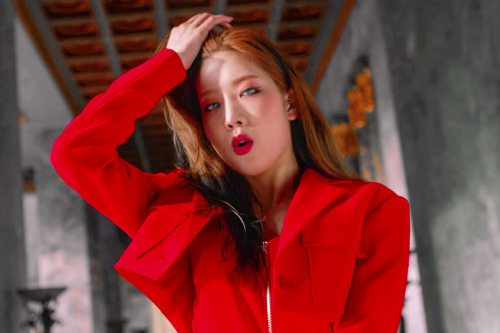 kim lip in so what